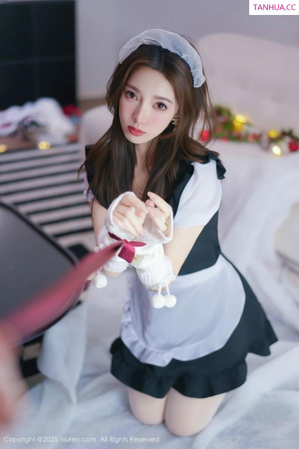 明日花桃桃  [XiuRen]高清写真图 2025.12.24 No.11152 Twins-桃桃 丁字裤第12张图片